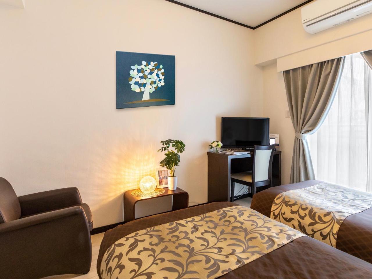 Mr.Kinjo In Kume Aparthotel Наха Екстериор снимка